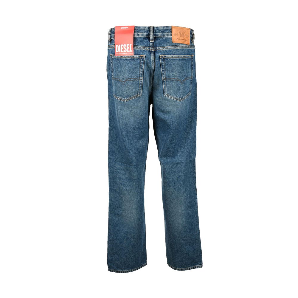 Jean skinny en coton bleu Diesel, vue frontale, ajusté et tendance, avec détails de couture visibles.