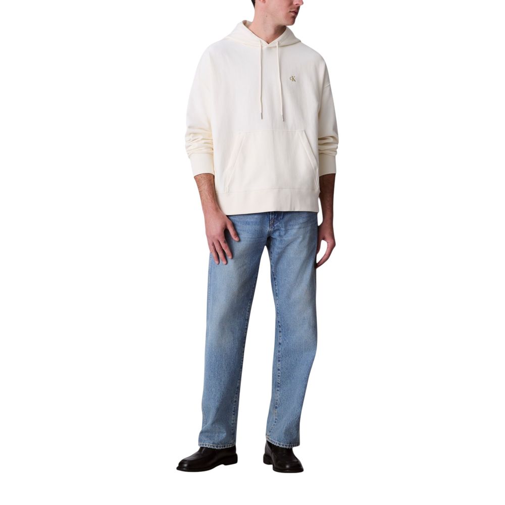 Sweat à capuche en coton blanc de Calvin Klein Jeans, doux et confortable, avec logo discret sur la poitrine.