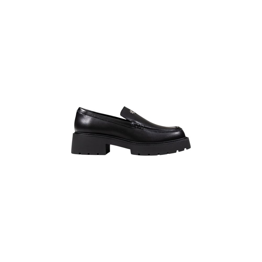 Escarpins en cuir noir de Calvin Klein Jeans, talons hauts élégants, détails raffinés, pour femmes.