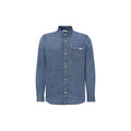 Chemise en jean bleu Calvin Klein Jeans, coupe classique, avec boutons et col, portée décontractée.