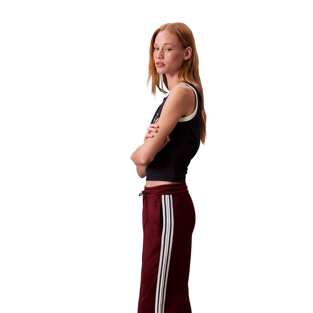 Pantalons de jogging en coton bordeaux de Calvin Klein Jeans, style décontracté et confortable pour l'entraînement ou la détente.