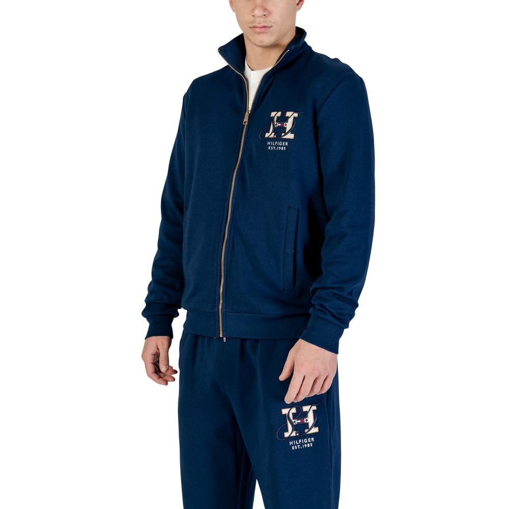 Sweat-shirt en coton recyclé bleu Tommy Hilfiger avec logo sur la poitrine, manches longues et col rond.
