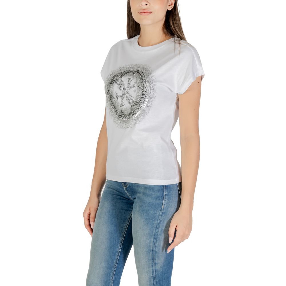 T-shirt blanc en coton de la marque Guess, coupe classique avec col rond, visible sur un mannequin.