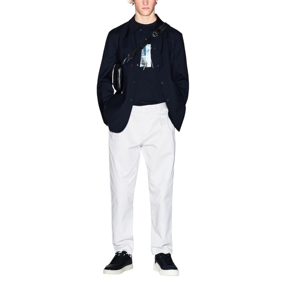 Veste blazer noire en polyester Armani Exchange, vue de face, avec col classique et boutons, pour un style élégant et moderne.
