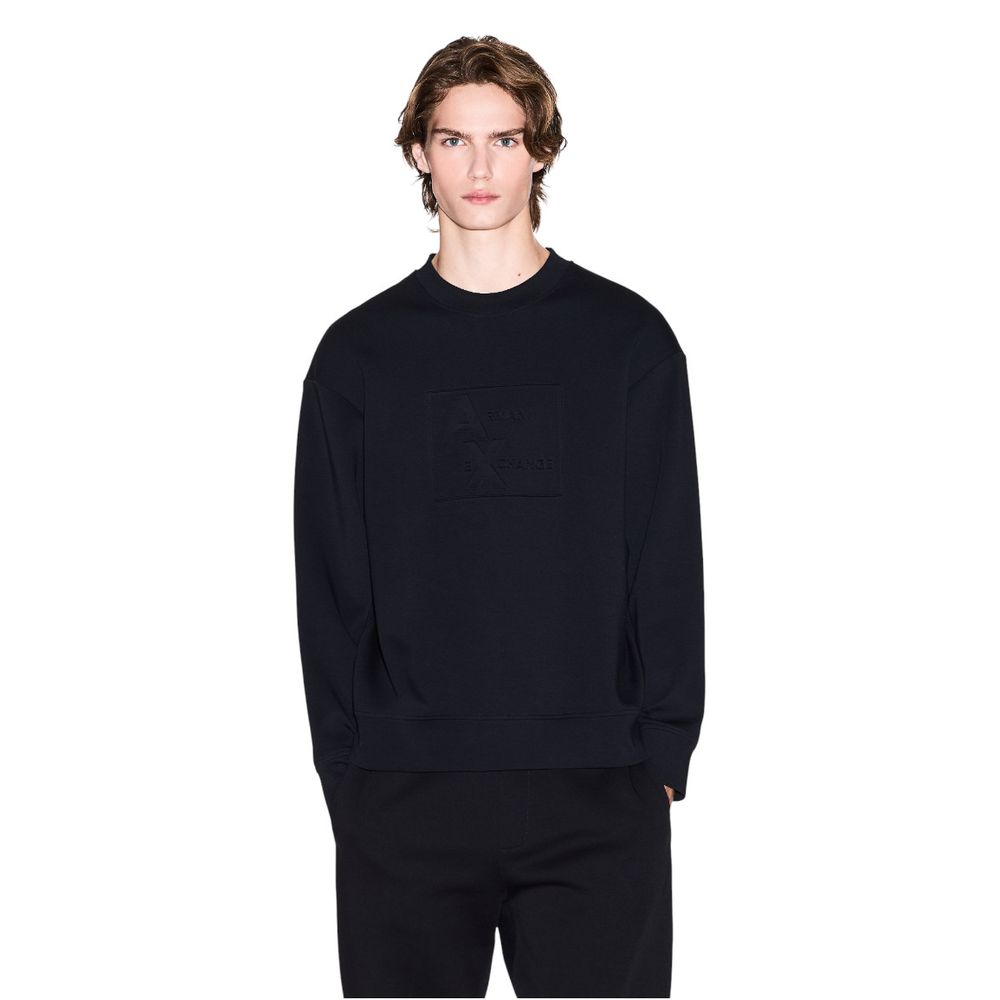 Sweatshirt en coton noir de la marque Armani Exchange, coupe classique et design simple, porté sur mannequin.