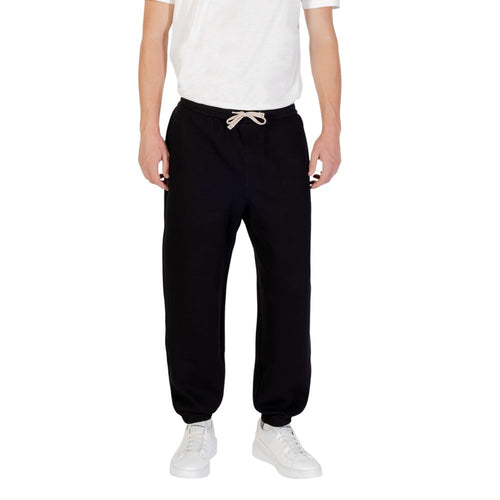 Pantalons de jogging en coton noir Armani Exchange pour homme, style décontracté et confortable, adaptés à l’entraînement.