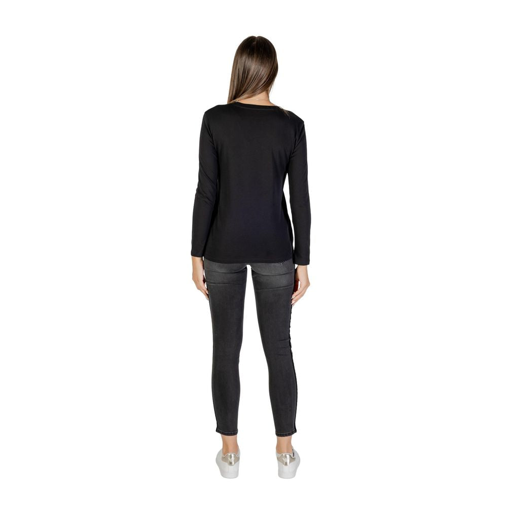 T-shirt à manches longues en coton noir Armani Exchange, style décontracté et moderne, idéal pour un look casual.