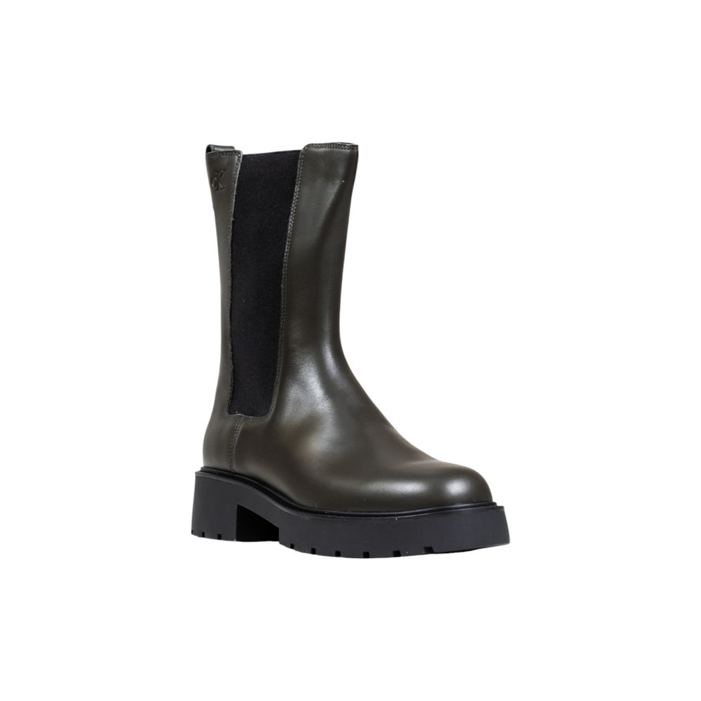 Bottines en cuir gris de Calvin Klein Jeans, ankle, avec semelle en caoutchouc et détails élégants, pour un style moderne et sophistiqué.