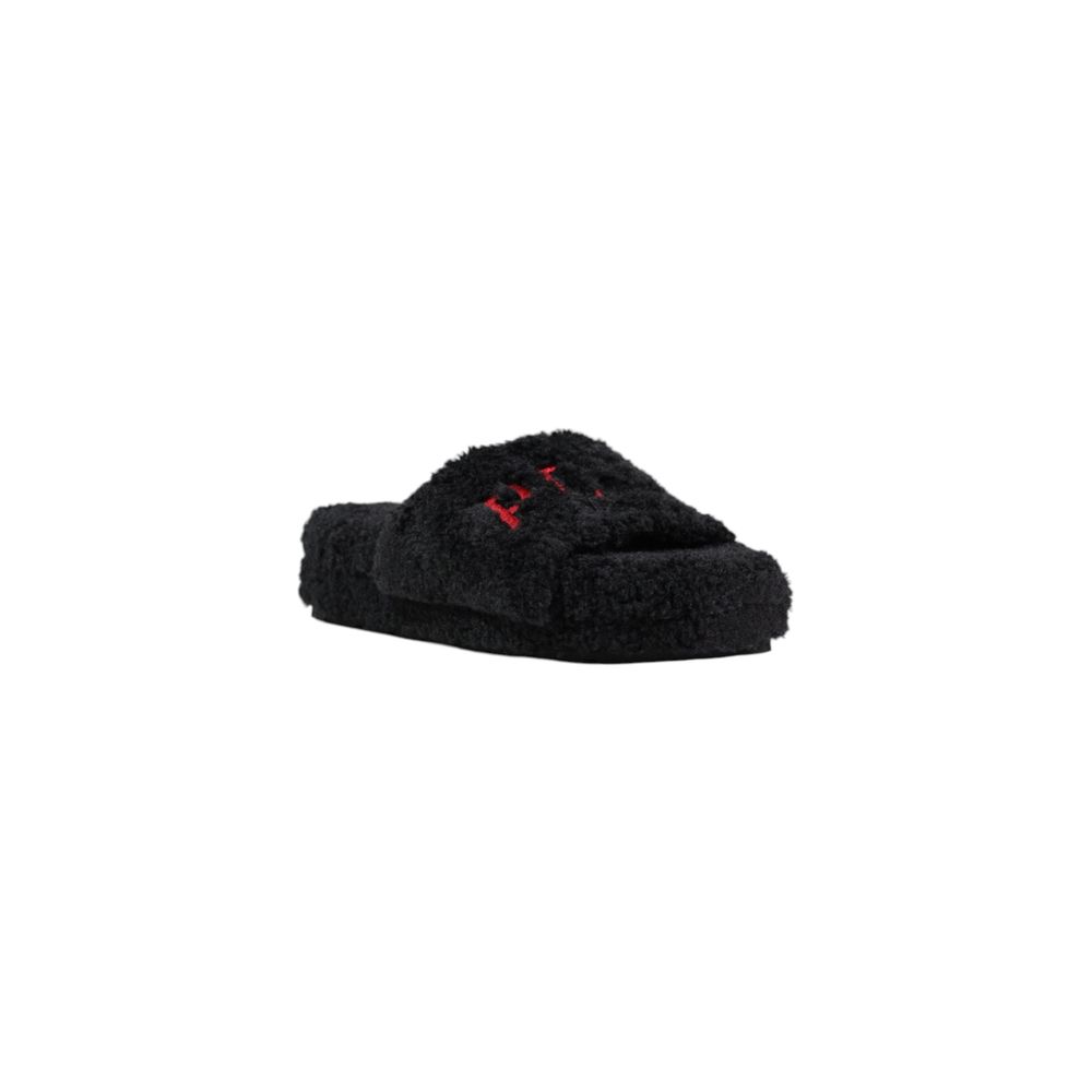 Pantoufles en textile noir Ralph Lauren avec semelle souple et design élégant, parfaites pour un confort quotidien.