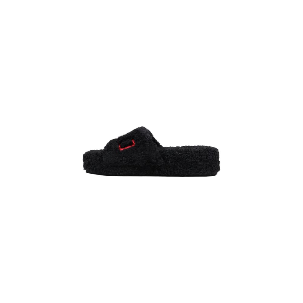Chaussons en textile noir Ralph Lauren avec logo Ralph Lauren, confortables et élégants pour la maison.