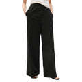 Pantalon décontracté noir en coton biologique Tommy Hilfiger, coupe classique et ceinture à boucle ajustable.
