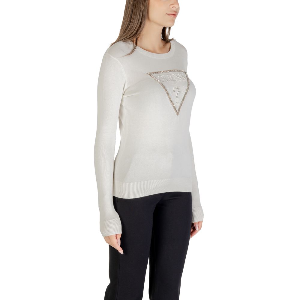 Sweatshirt Guess crème en viscose avec logo Guess sur la poitrine, vue de face, tissu doux et confortable.