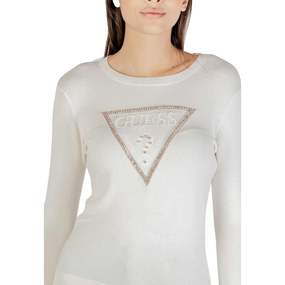 Sweatshirt Guess Cream en viscose, confortable et élégante, avec logo Guess visible sur le devant.