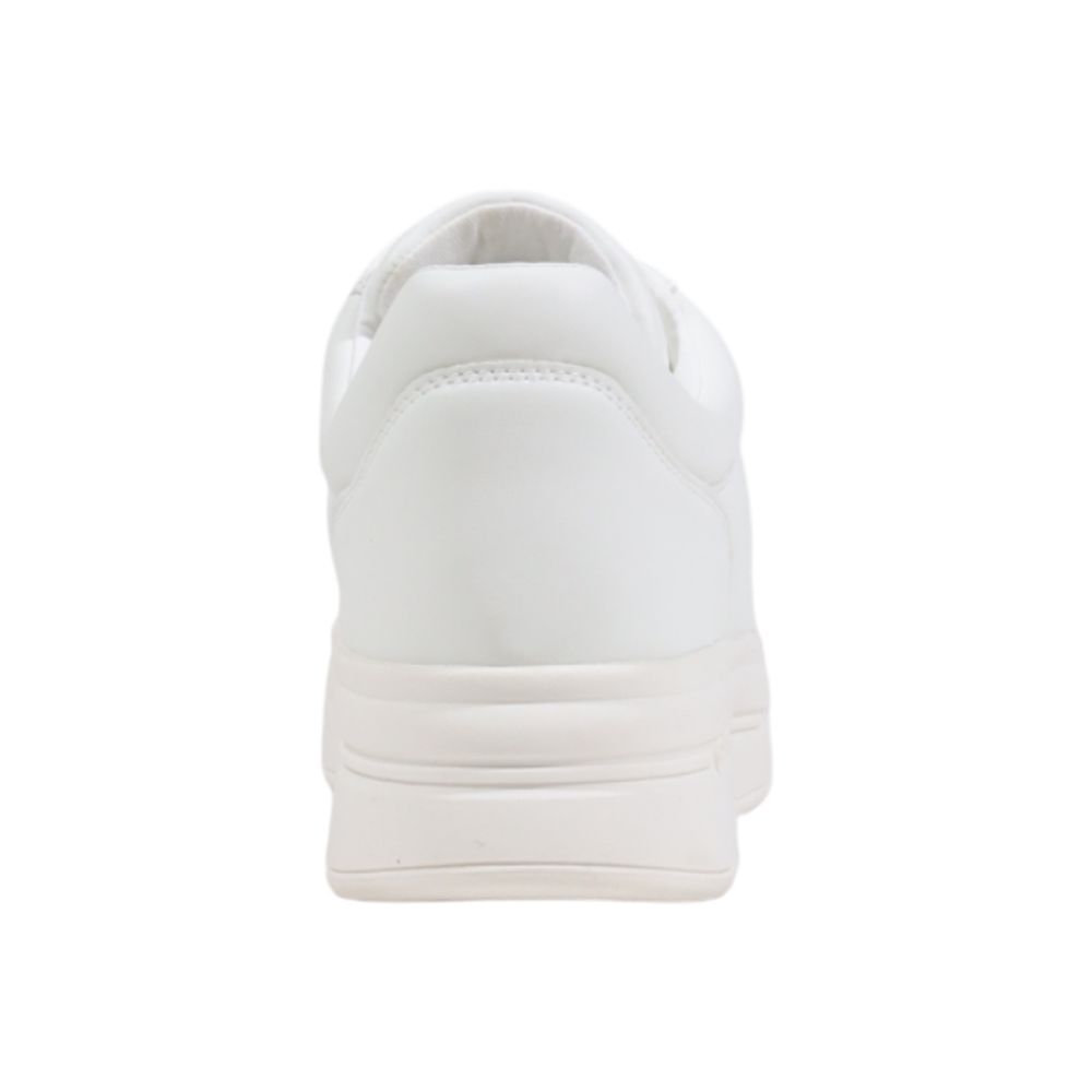 Sneakers Guess en polyéthylène blanches à plateforme, style décontracté et moderne, vue de face.