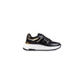 Chaussures Guess noires en polyéthylène, baskets chunky avec semelle épaisse et design tendance, vues de face.