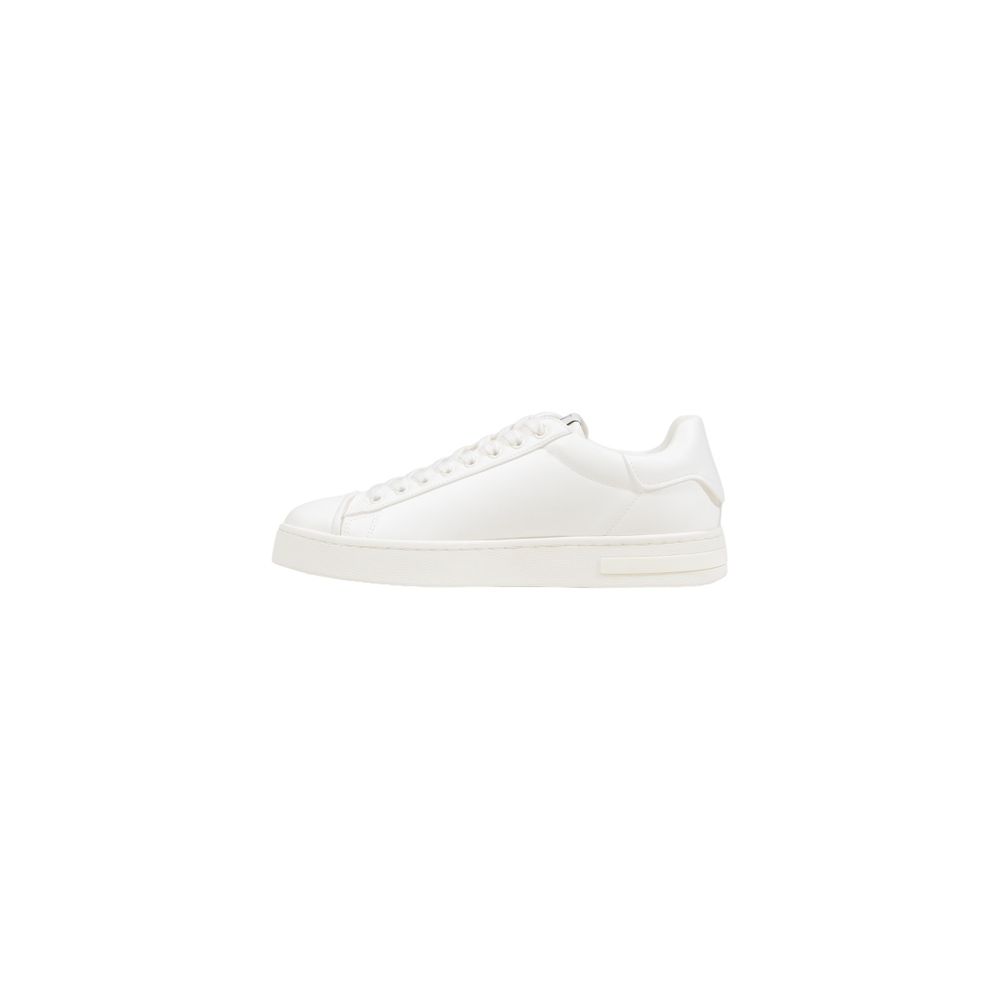 Chaussures basses en polyester blanc Armani Exchange, baskets décontractées pour homme avec design moderne.