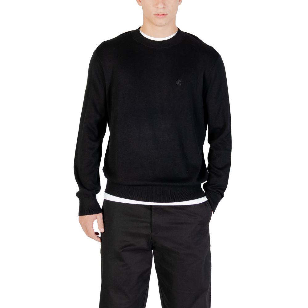 Sweatshirt noire en viscose de la marque Armani Exchange, coupe décontractée et style moderne visible sur l'image.
