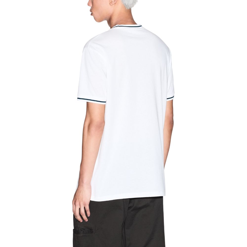 T-shirt en coton blanc de la marque Armani Exchange, vue de face, avec col rond et logo discret sur la poitrine.