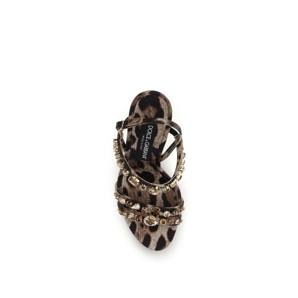 Sandales stilettos en tissu marron de Dolce & Gabbana, chaussures élégantes à talons hauts pour femmes.
