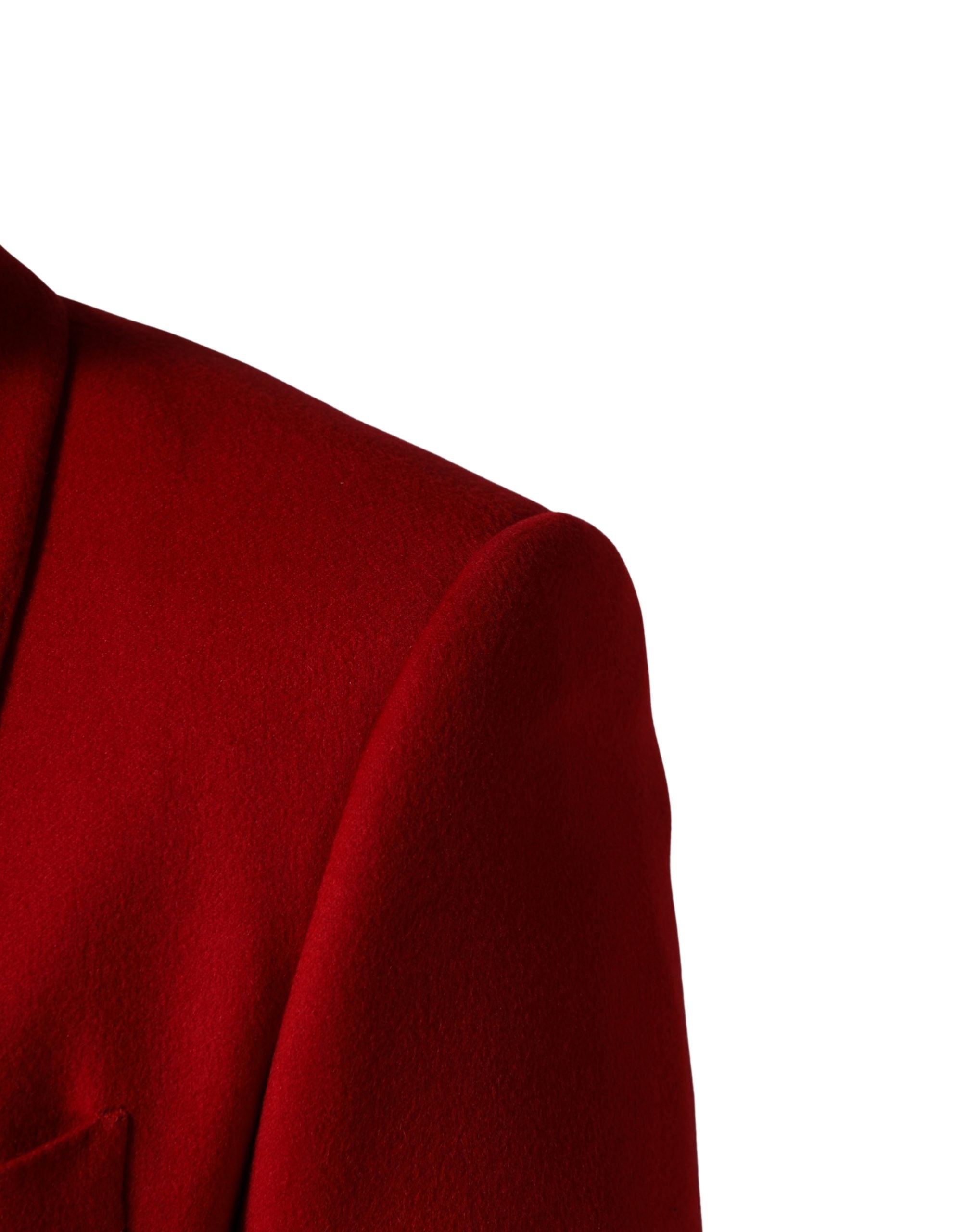 Veste blazer en cachemire rouge Dolce & Gabbana à simple boutonnage, élégante et sophistiquée, vue de face.