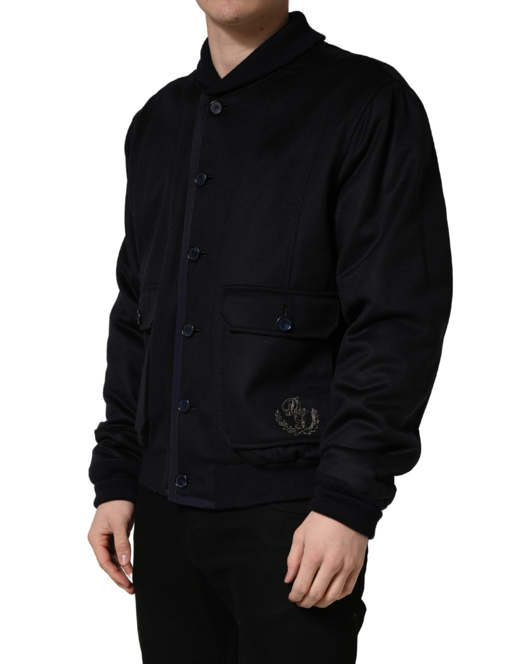 Blouson en cachemire noir Dolce & Gabbana à boutons, tricoté, avec col et détails élégants.