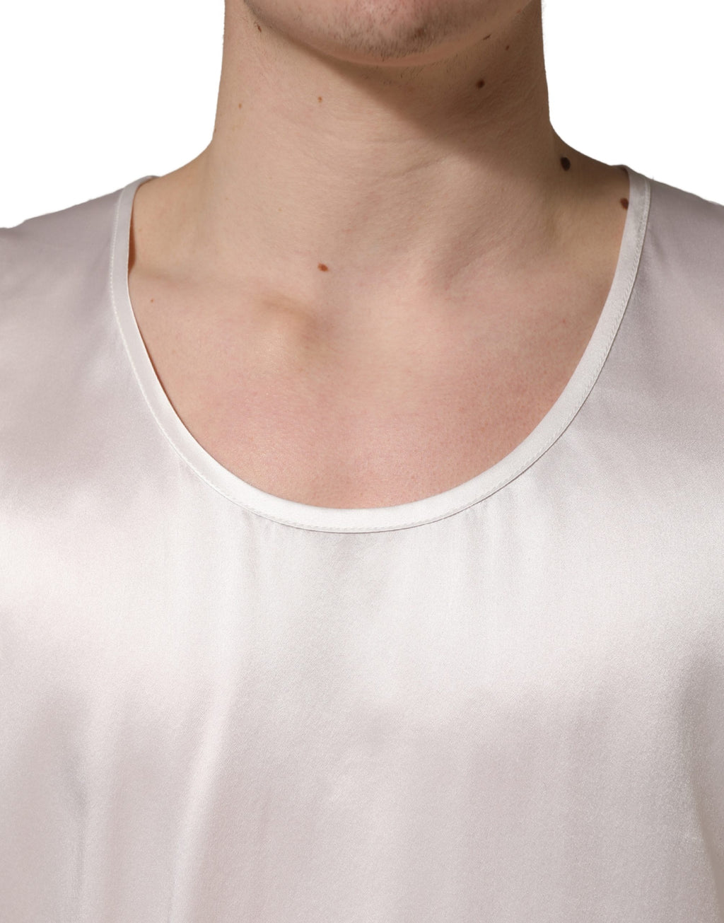 Débardeur sans manches en satin blanc en polyester de Dolce & Gabbana, vue de face, élégant et léger.