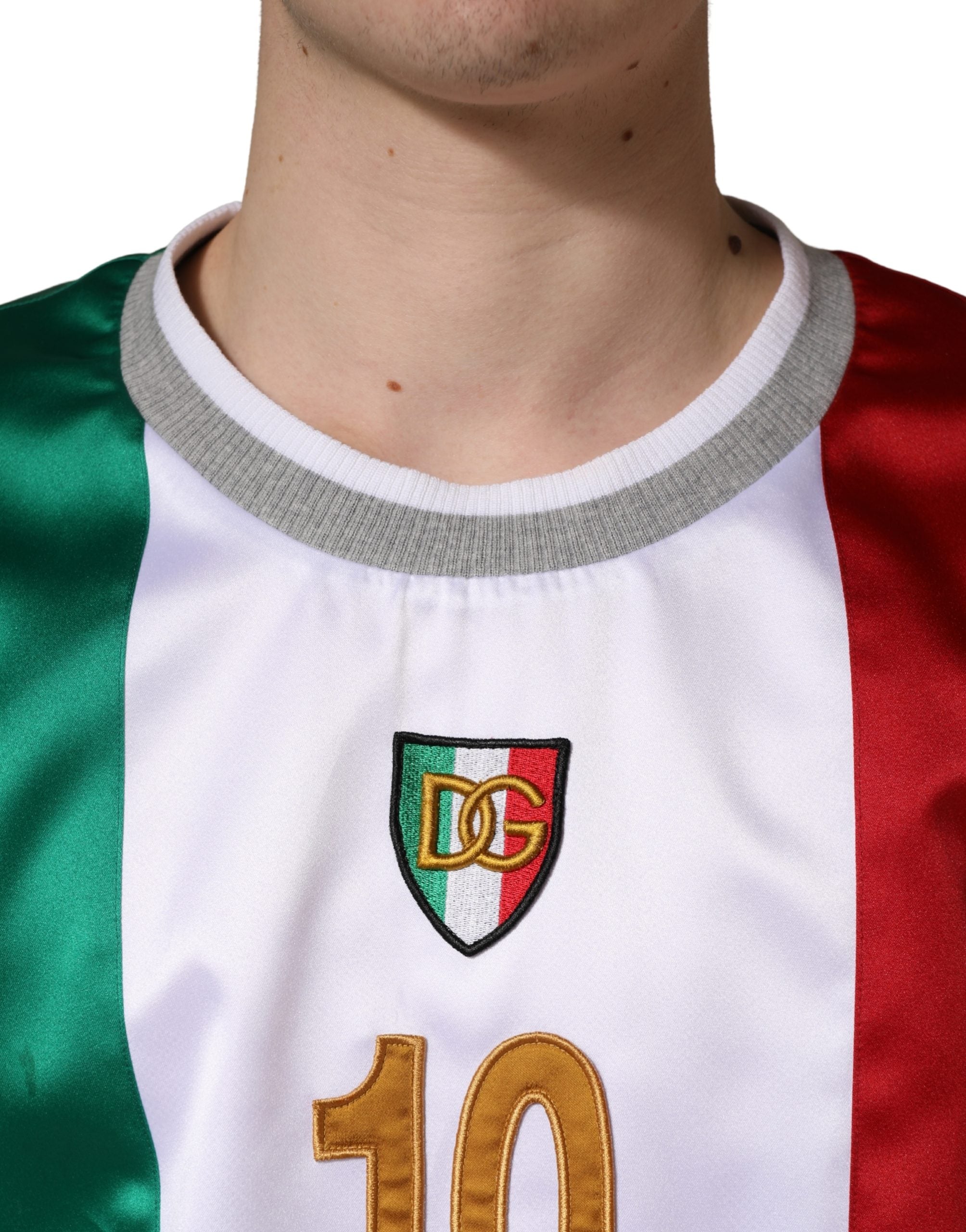 T-shirt en satin Dolce & Gabbana Multicolore avec logo Italia DG, motif coloré et logo emblématique sur le devant.