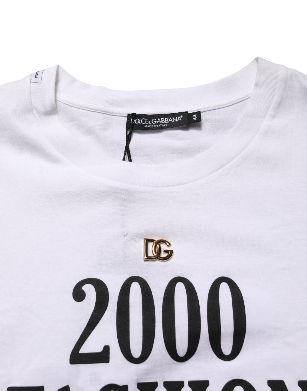 T-shirt blanc pour homme Dolce & Gabbana avec imprimé graphique DG, col rond, style décontracté et tendance.