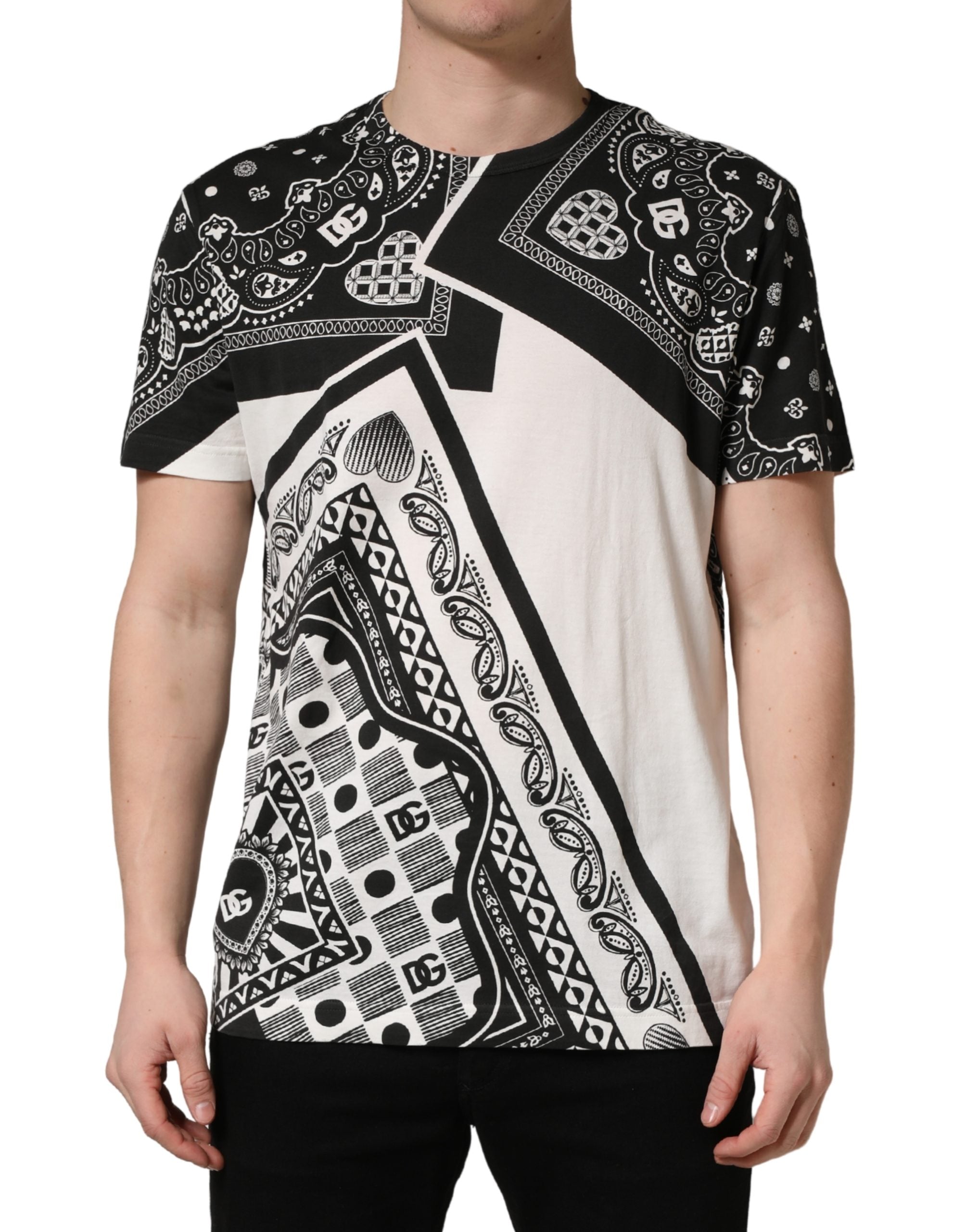T-shirt Dolce & Gabbana en coton noir et blanc avec col ras du cou et motif bandana, vue de face.