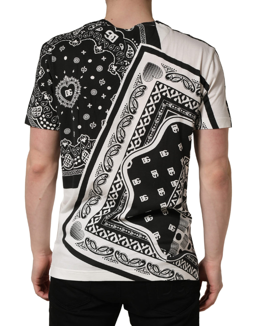 T-shirt Dolce & Gabbana en coton noir et blanc avec col rond et motif bandana, vue de face.