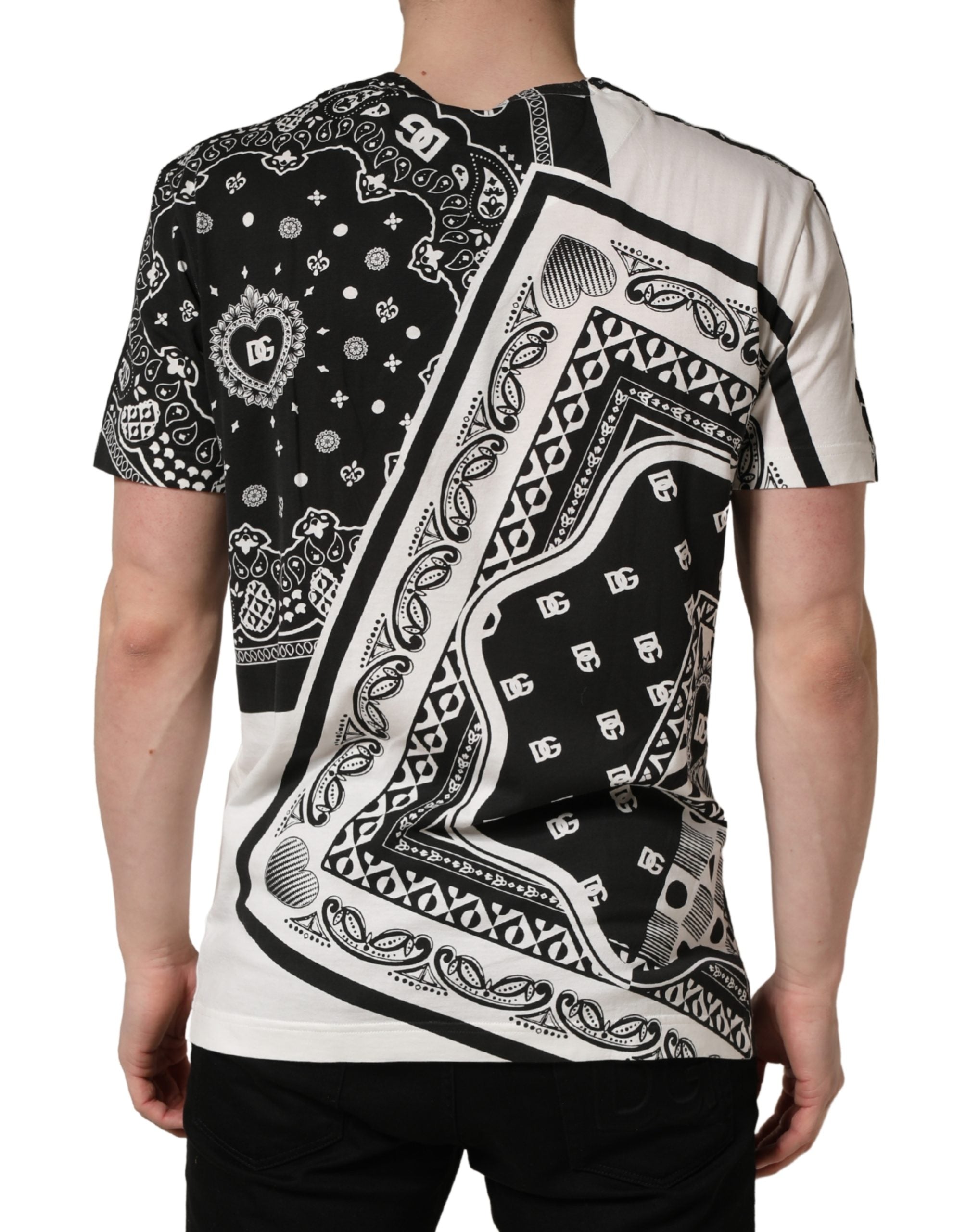 T-shirt Dolce & Gabbana en coton noir et blanc avec col rond et motif bandana, vue de face.