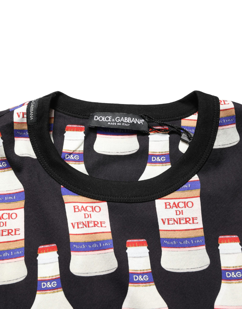 T-shirt en coton noir avec impression de bouteille Dolce & Gabbana, col rond, style décontracté et moderne.