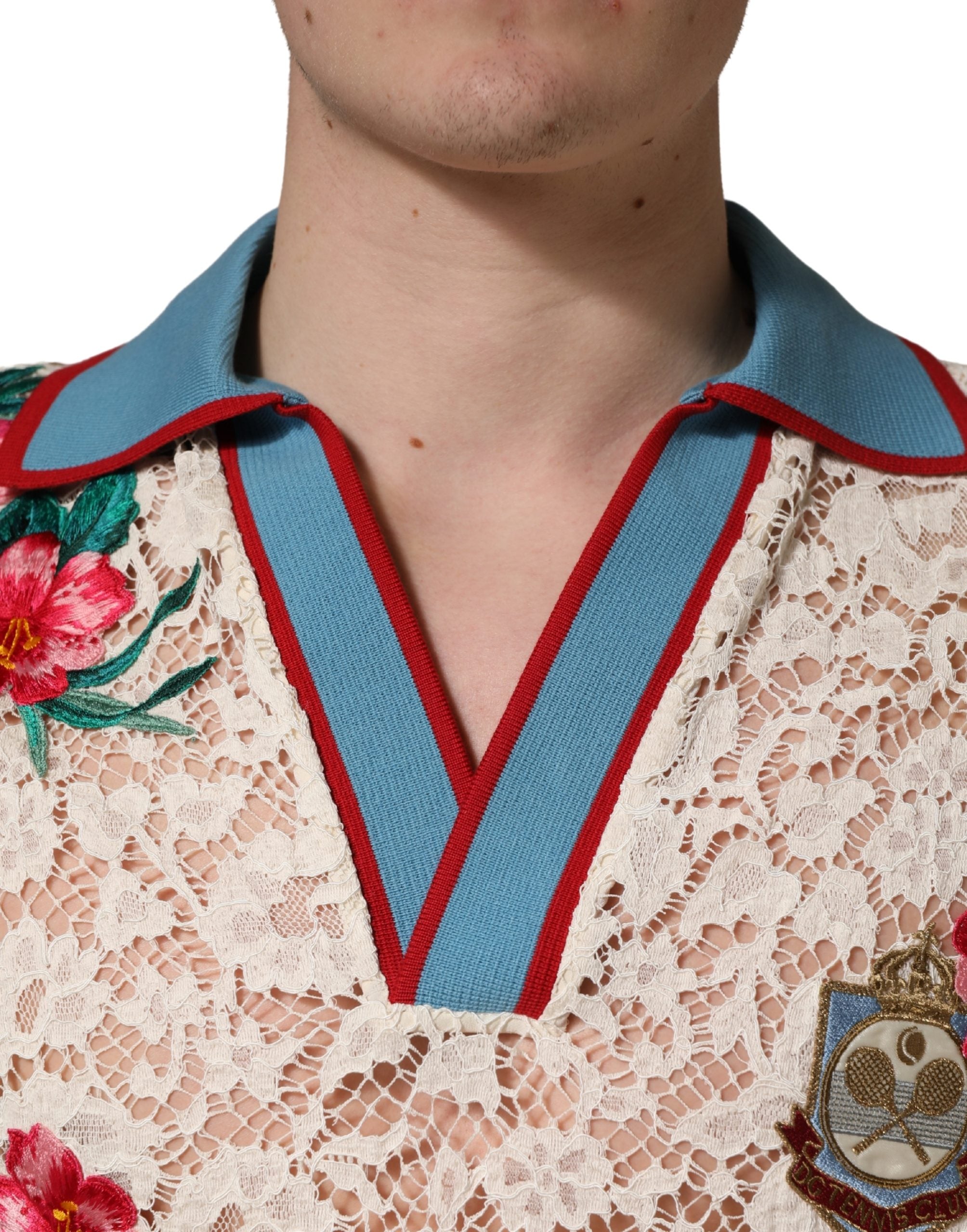 Polo Dolce & Gabbana beige avec broderie florale et détails en dentelle, style tennis Club, pour homme.