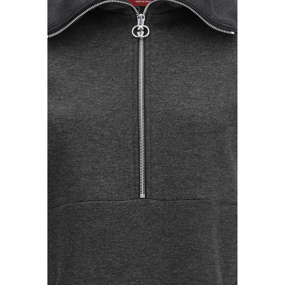Robe décontractée en coton gris de Gucci, style casual, avec coupe confortable et détails élégants.
