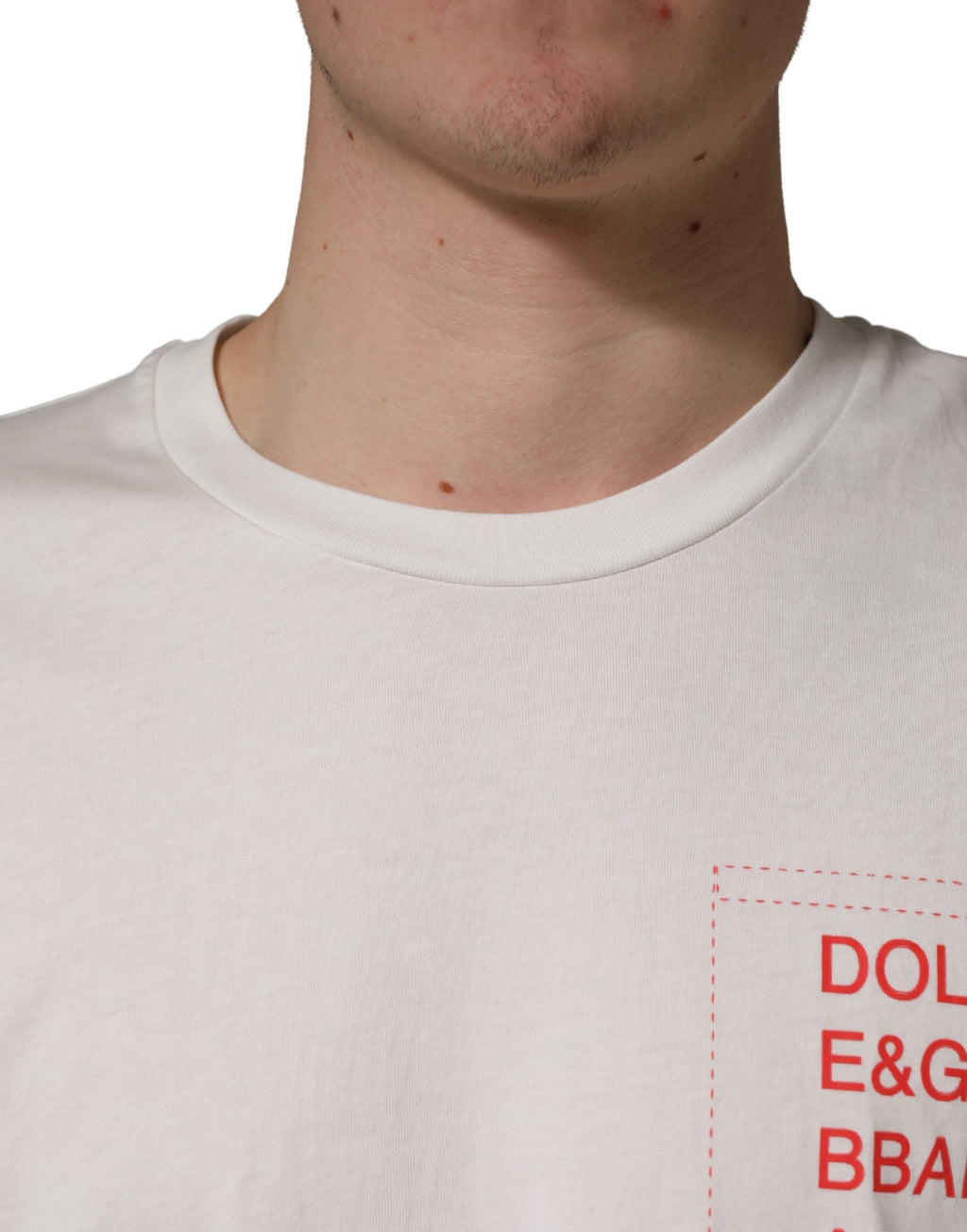 T-shirt blanc Dolce & Gabbana en coton avec impression graphique, col rond, style décontracté et moderne.