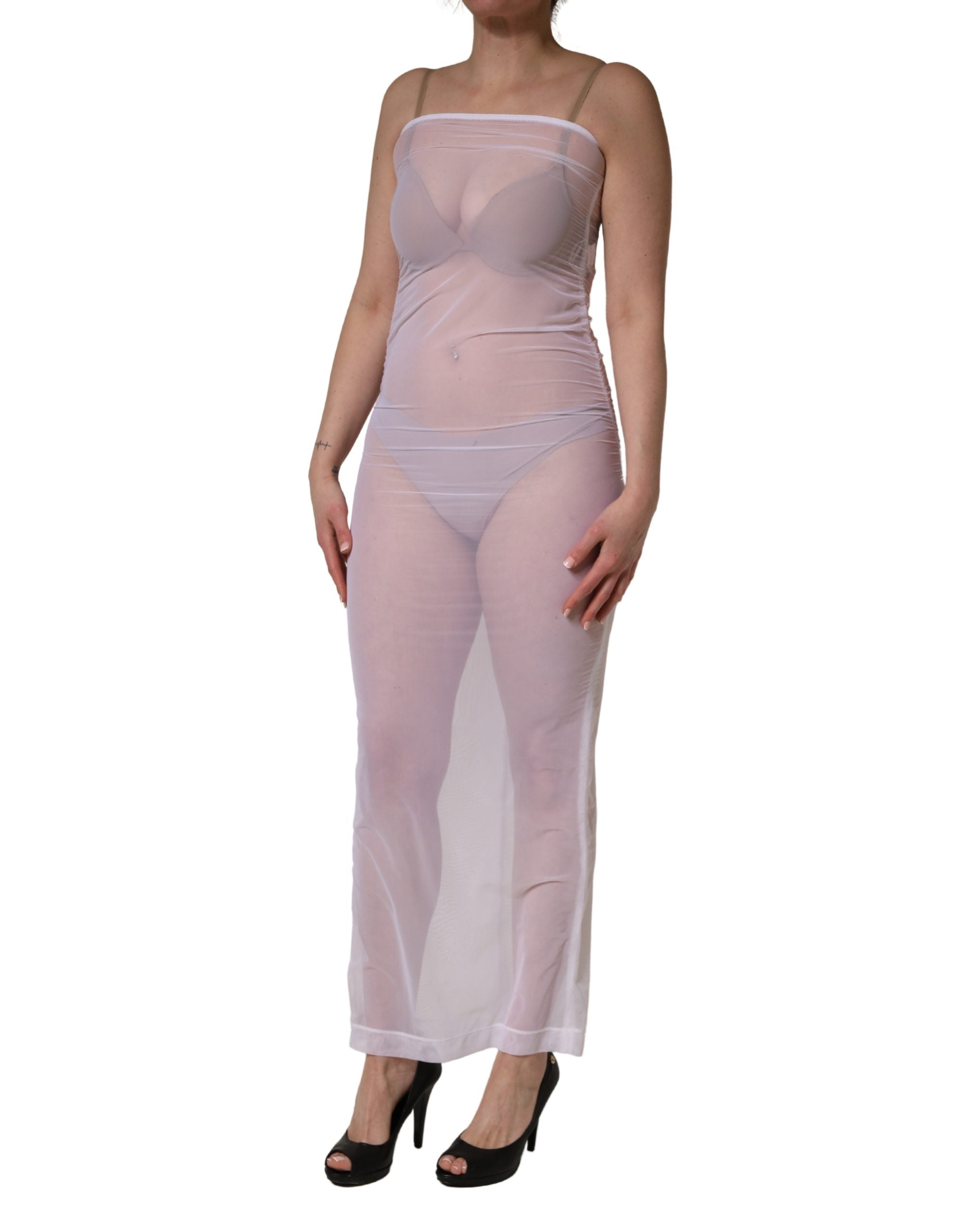 Robe longue en nylon blanc translucide de Dolce & Gabbana, robe moulante et élégante avec un tissu stretch.