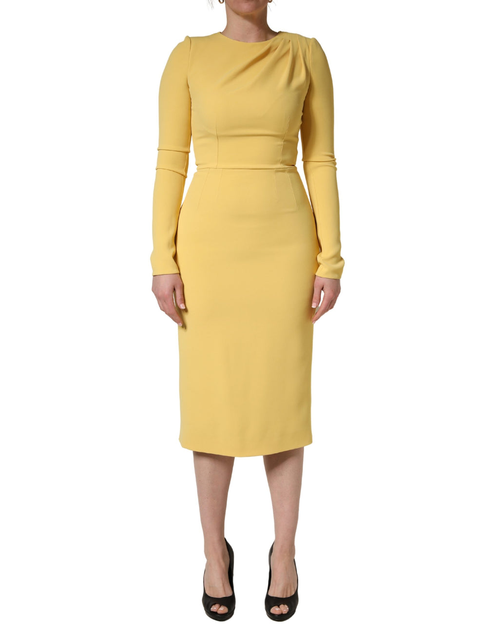 Robe midi en soie jaune à manches longues de Dolce & Gabbana, coupe ajustée et élégante pour femmes.