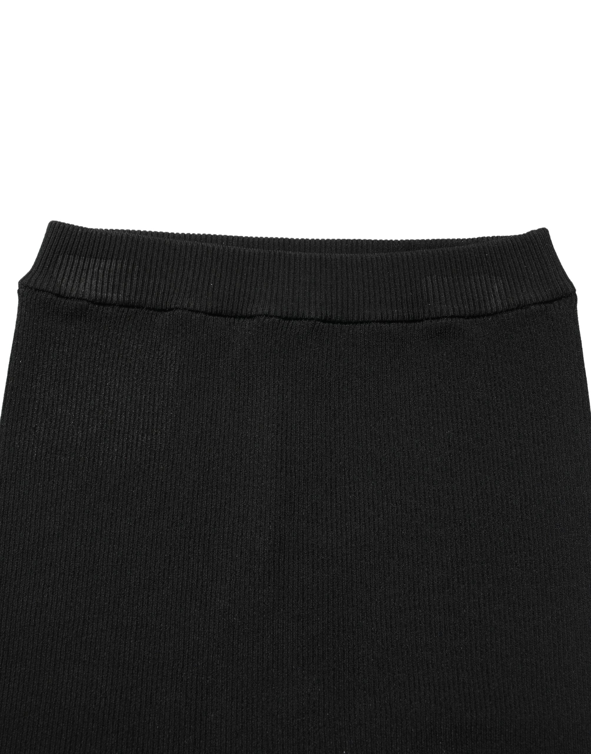 Shorts Dolce & Gabbana en viscose noire, taille haute, shorts moulants, mode élégante pour femmes.
