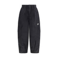 Pantalons cargo en coton noir de Dolce & Gabbana, style décontracté, avec plusieurs poches et détails modernes, vue de face.