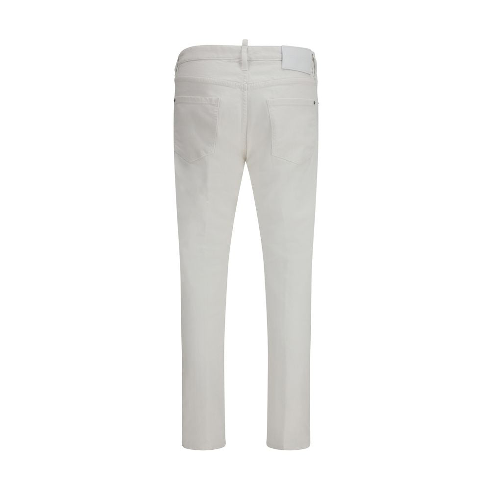 Jeans en denim blanc Dsquared² en coton avec coupe classique, visibles sur une personne portant le vêtement.