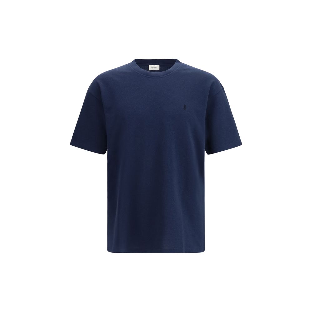 T-shirt en coton bleu Saint Laurent avec logo discret, porté sur un mannequin.