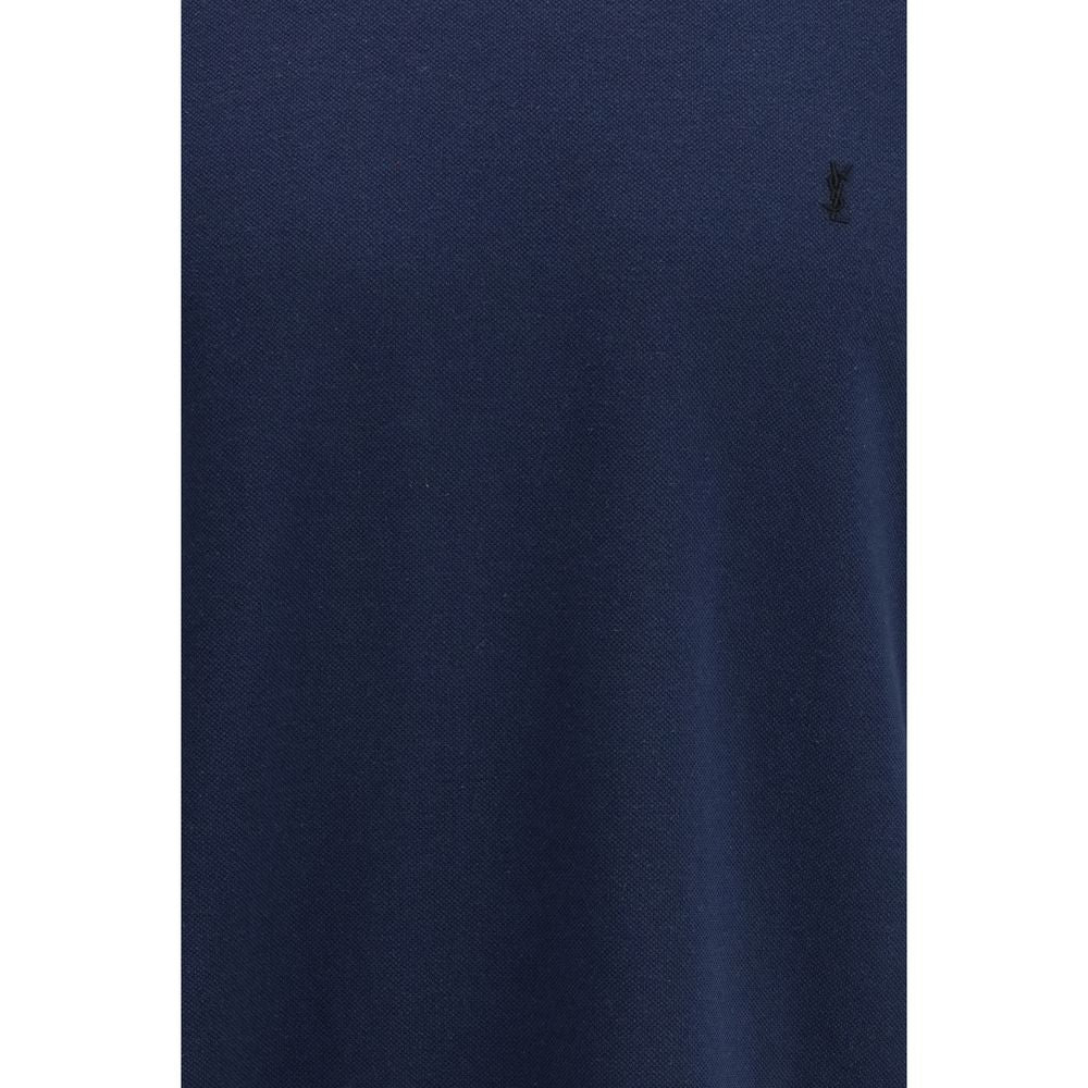 T-shirt en coton bleu Saint Laurent, coupe classique, avec logo discret, porté sur un mannequin.