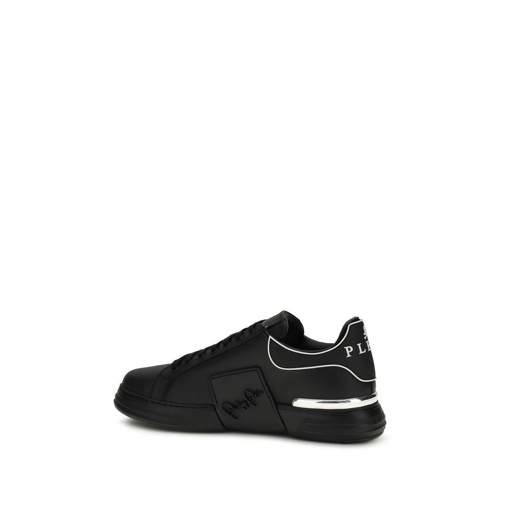 Sneakers basses en cuir de veau noir Philipp Plein Bos Taurus, style décontracté et moderne pour homme.