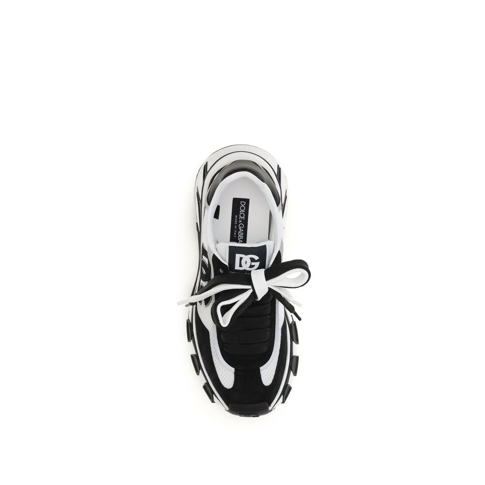 Chaussures de sport Dolce & Gabbana Bos Taurus en cuir de veau noir, baskets athlétiques élégantes pour homme.