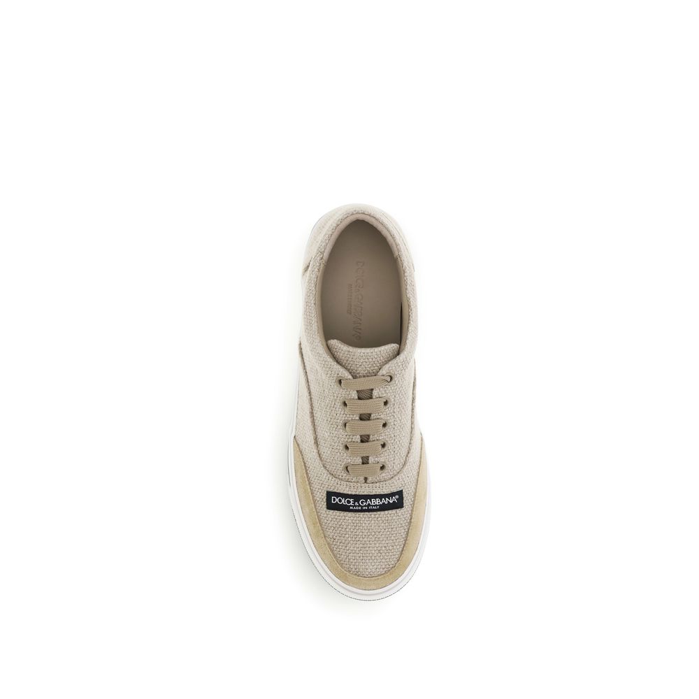 Chaussures basses en lin beige de Dolce & Gabbana, sneakers élégants et confortables pour un style décontracté.