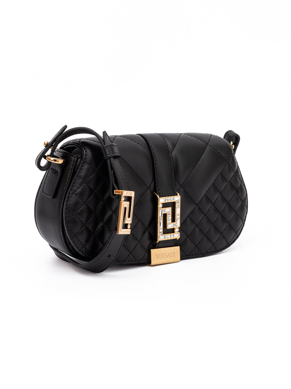 Sac à bandoulière en cuir noir matelassé de Versace, avec détails élégants et bandoulière réglable.