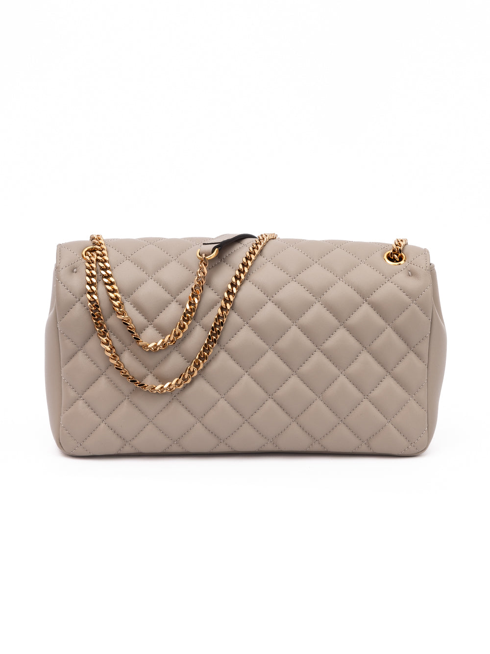 Sac à épaule en cuir matelassé taupe de Versace avec bandoulière en cuir, détails élégants et logo distinctif.