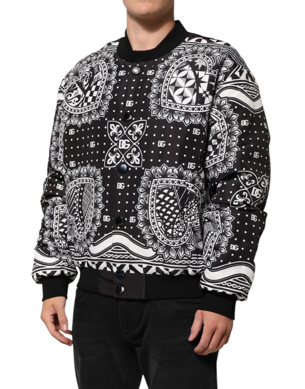 Veste bomber pour homme Dolce & Gabbana avec motif bandana noir et blanc, style tendance en tissu léger.