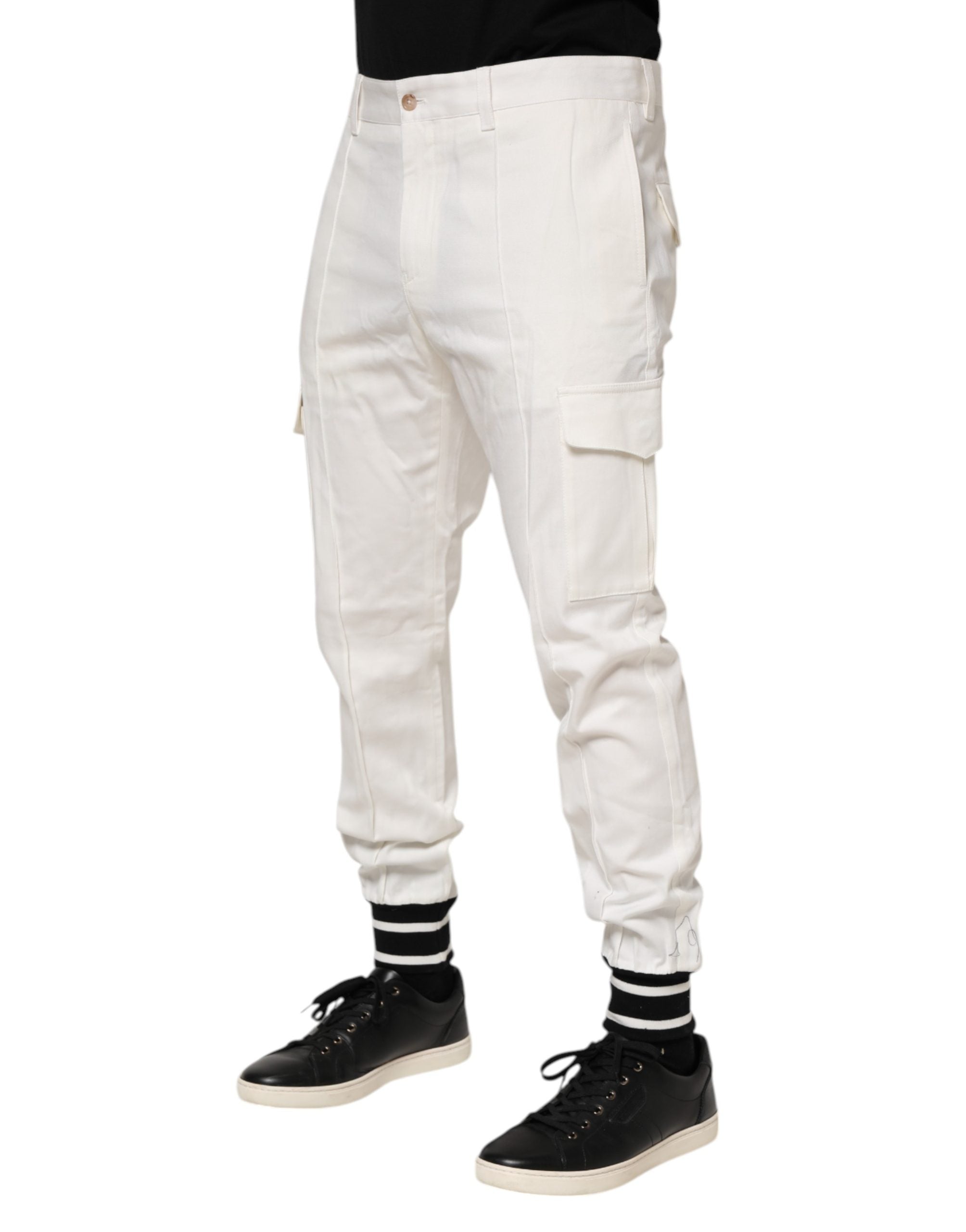 Pantalons homme Dolce & Gabbana en coton blanc, joggers skinny cargo, style décontracté et moderne, vue de face.