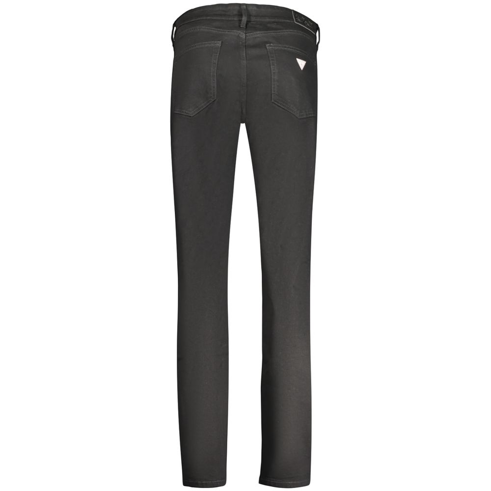 Jeans pour femmes Guess Jeans en coton noir, coupe classique et détails modernes visibles sur l'image.